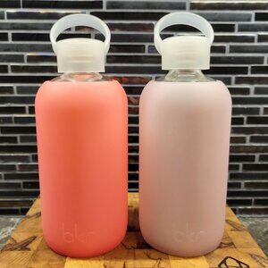 BKR GLASS WATER BOTTLE SET OF (2) HOT PINK & LIGHT SHEER PINK 16 OZ 500ML YOGA
